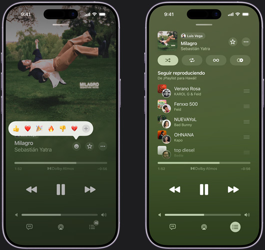 El iPhone a la izquierda muestra “Milagro” de Sebastián Yatra reproduciéndose en la pantalla del iPhone con opciones para reaccionar con emojis que incluyen pulgar hacia arriba, corazón, celebración, pulgar hacia abajo y un botón para elegir otras reacciones. El iPhone a la derecha muestra una playlist colaborativa llamada ?Playlist para Hawái! con varias canciones agregadas por diferentes personas