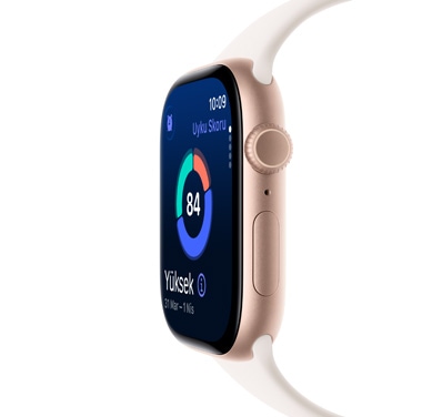 Ekran?nda uyku skoru ve di?er dinamik verilerin g?ründü?ü Roze Alt?n rengi Alüminyum kasaya sahip Apple Watch Series 11’in yandan g?rünümü.